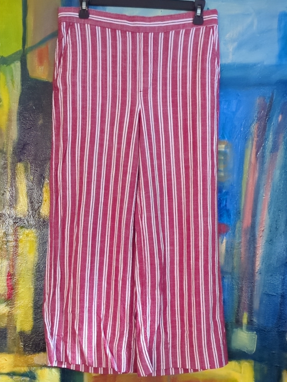 Banana Republic Rowan Wide-Leg Crop Pants in a red and white stripe colorway Sz8